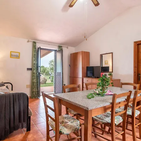 La Casa Vista Isola *
